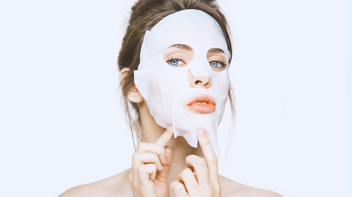 فواید ماسک ورقه ‌ای برای سلامت و شادابی پوست